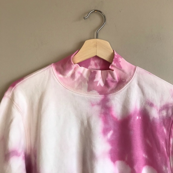 Reworked Crop Top and Shorts Set - Picture 5 of 12